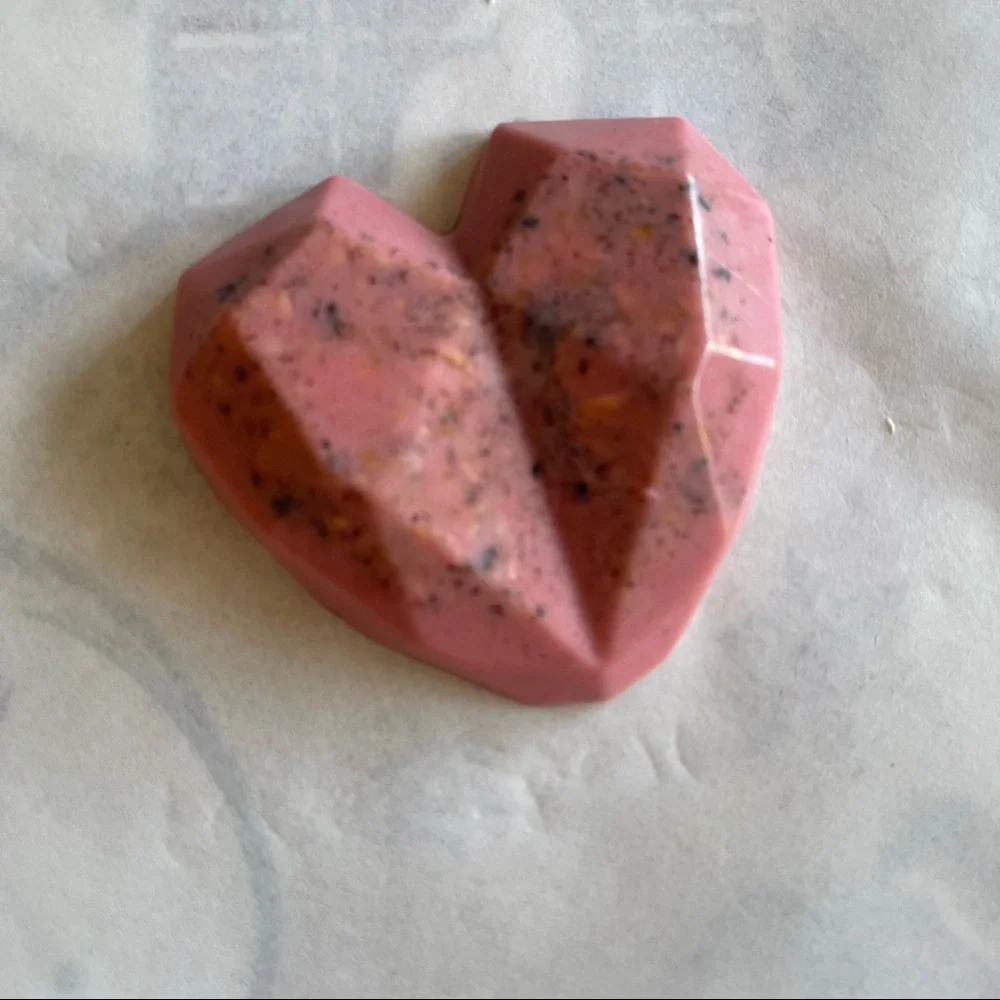 VintageBitch Gifts - Strawberry Champagne Organic Oatmeal Soap - (Hot Pink)